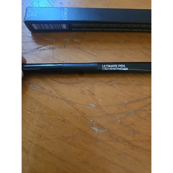 Kiko Ultimate Pen Eyeliner - 01 Black Lasting Hold Soft Flexible Tip Eye Contour - Picture 8 of 8